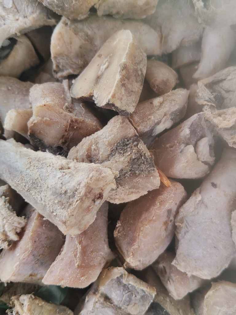 Pomfret Pieces Karuvadu / வாவல் துண்டு கருவாடு